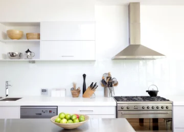 Check How Range Hoods Improve Your Cooking Experience